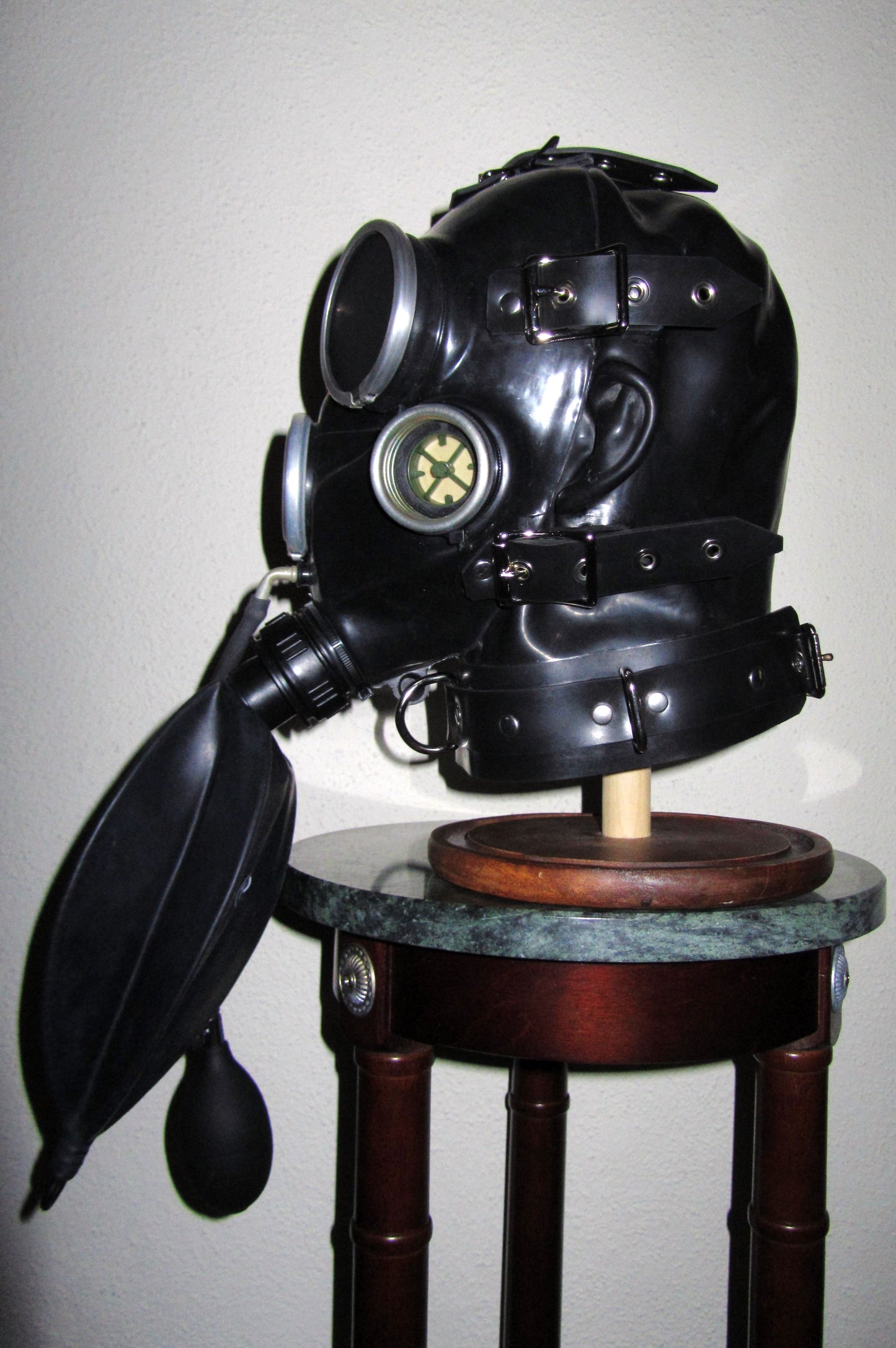 Fetish HEAVY RUBBER System 3-in-1 BONDAGE Latex HELMET Rebreather GAS MASK HOOD with Rigid Collar, Gag, Blindfold Lens Covers and Drinking Unit by FANTOMAS & Co.