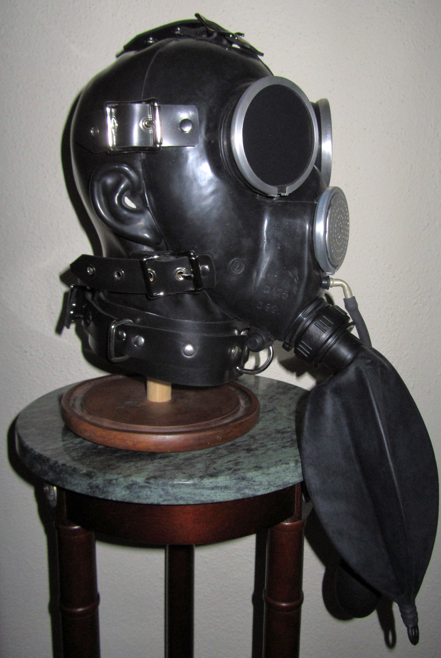 Fetish HEAVY RUBBER System 3-in-1 BONDAGE Latex HELMET Rebreather GAS MASK HOOD with Rigid Collar, Gag, Blindfold Lens Covers and Drinking Unit by FANTOMAS & Co.