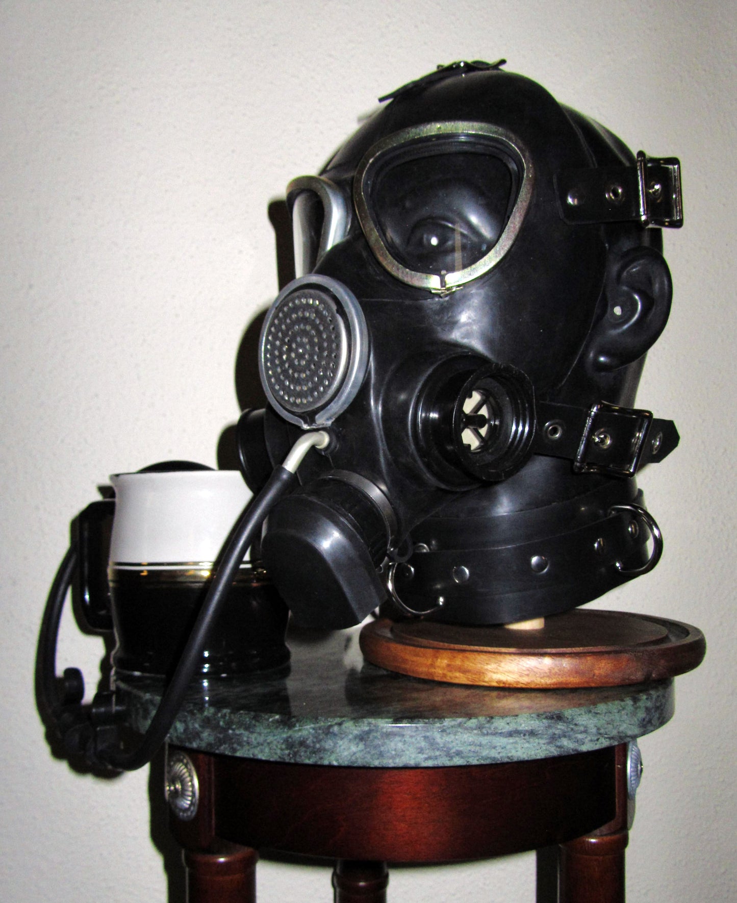 Fetish HEAVY RUBBER System 3-in-1 Gas Mask BONDAGE HELMET Rebreather Latex HOOD with Rigid Collar, Gag, Blindfolds, Drinking Unit by FANTOMAS & Co.
