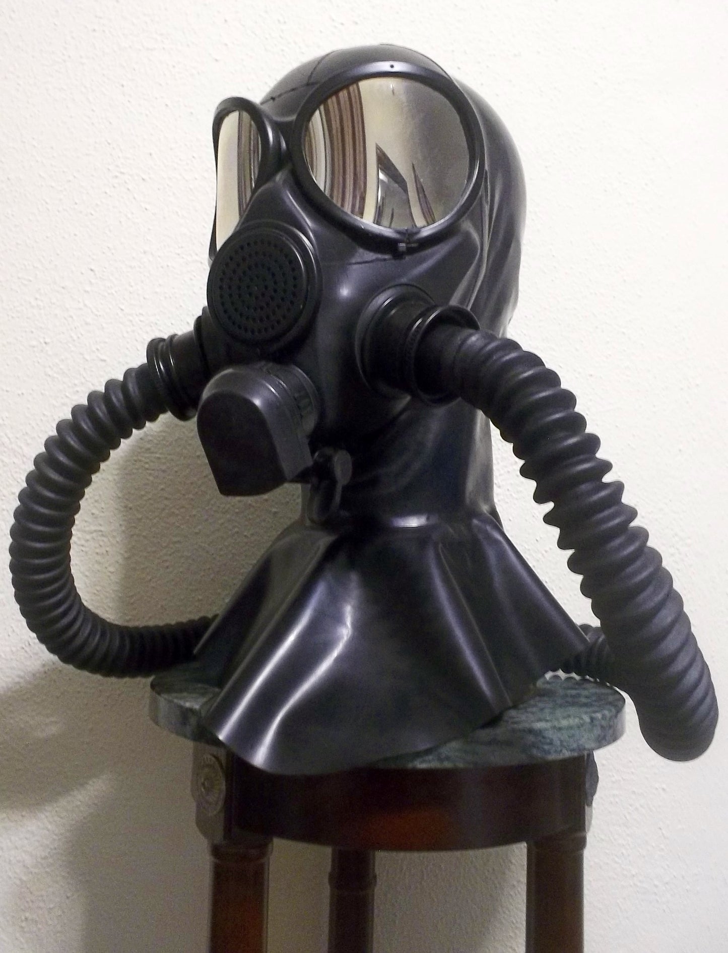 System Gas Mask Latex Hood with Mirror Lenses & Inflatable Gag — Heavy Rubber Fetish