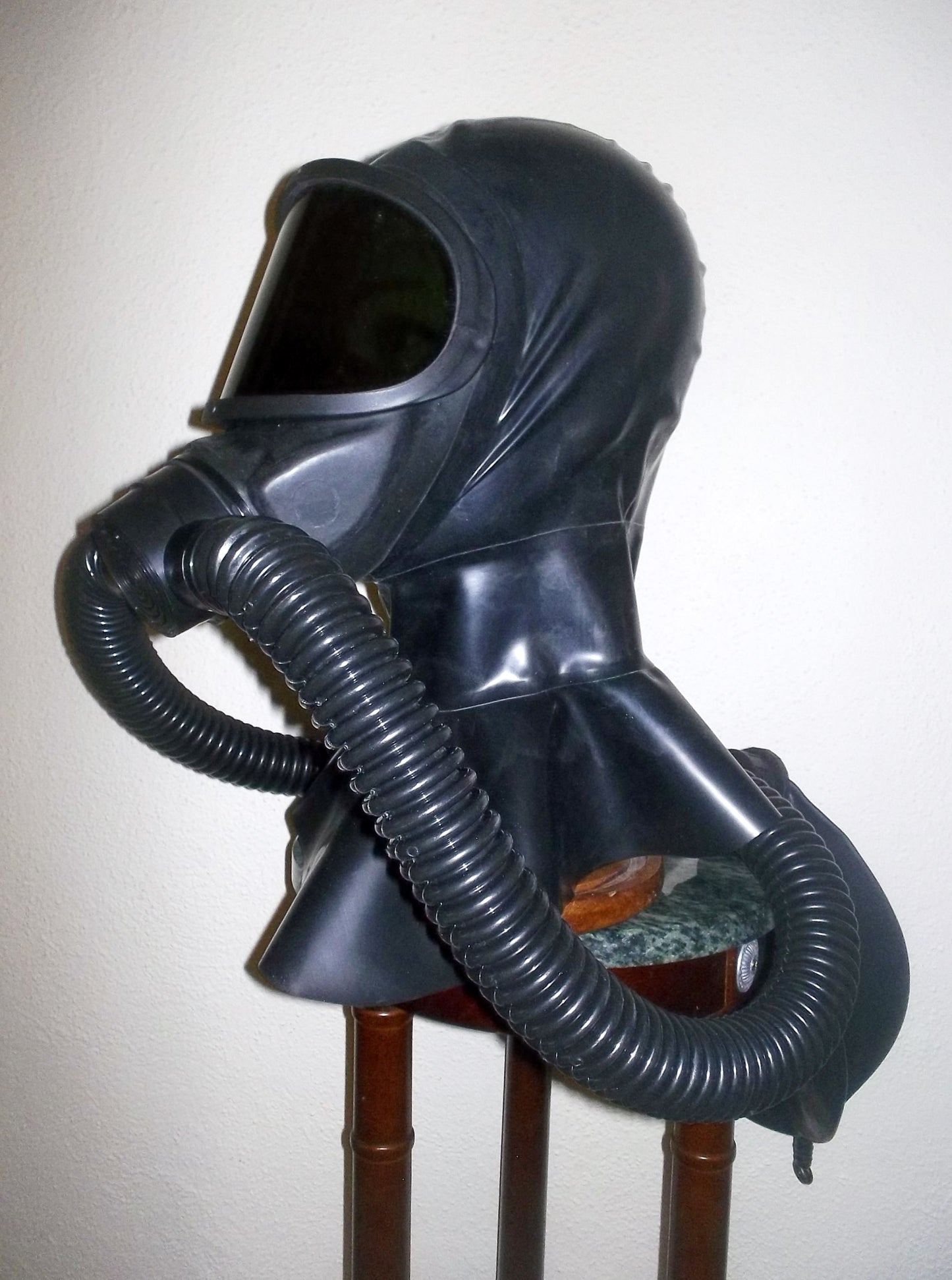 MSA Gas Mask REBREATHER Fetish LATEX Hood with Dark Tinted Lens, Double Hoses and 5 Liter Bag HEAVY RUBBER by FANTOMAS & Co.